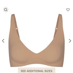 SKIMS naked plunge wireless bra